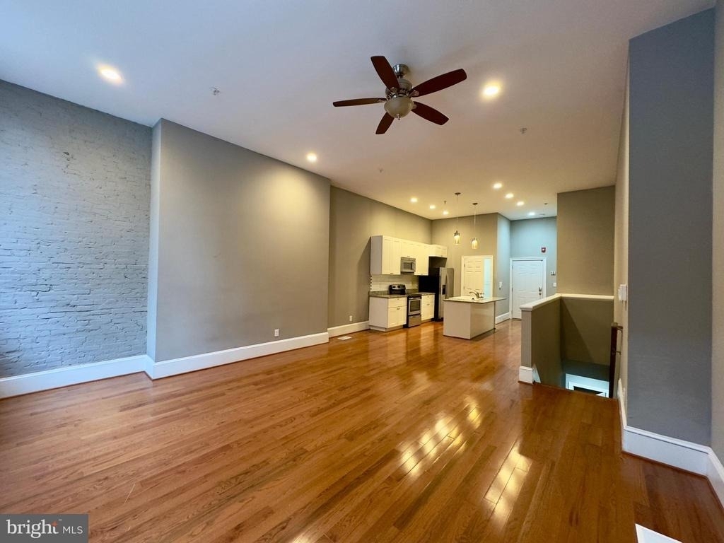 7 W Mulberry Street - Photo 6