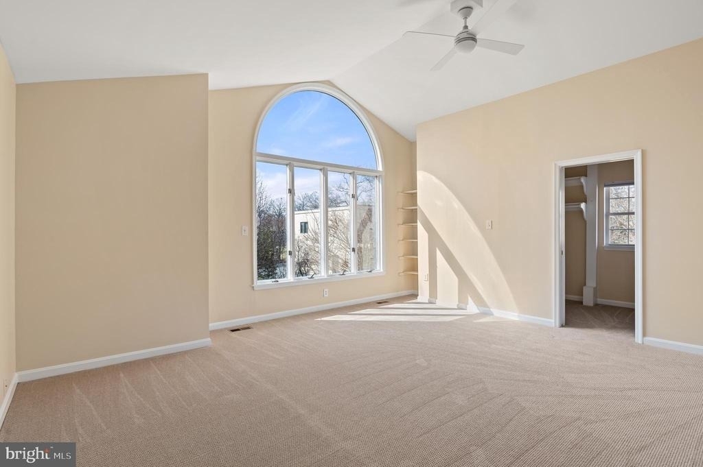 3563 Narragansett Avenue - Photo 18
