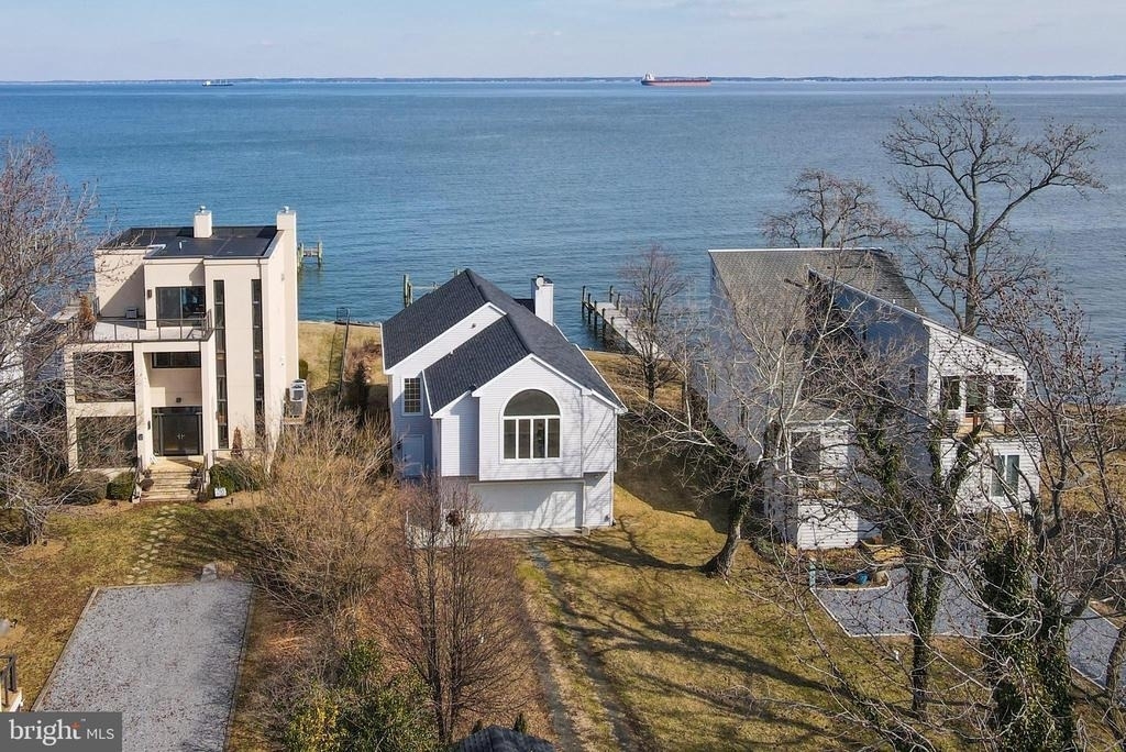 3563 Narragansett Avenue - Photo 2