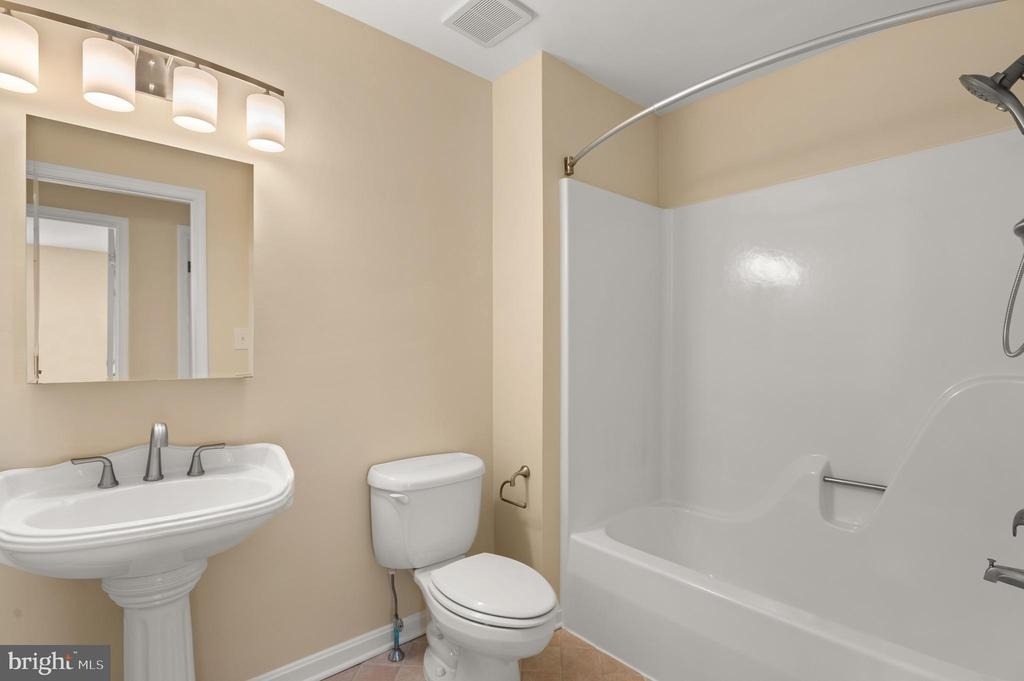 3563 Narragansett Avenue - Photo 24