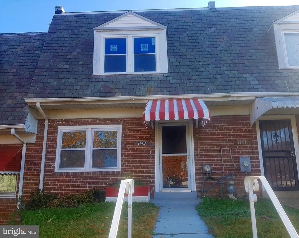 1143 19th Street Ne - Photo 2