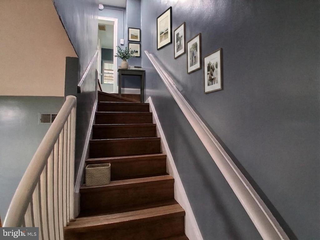 1143 19th Street Ne - Photo 9