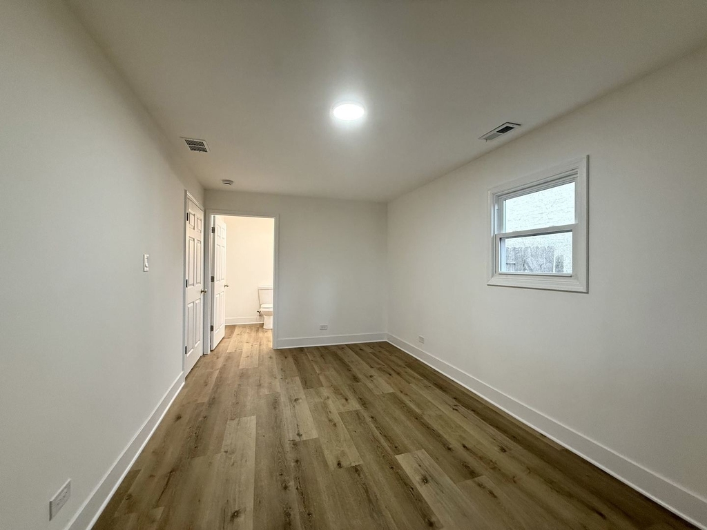 14916 Langley Avenue - Photo 29