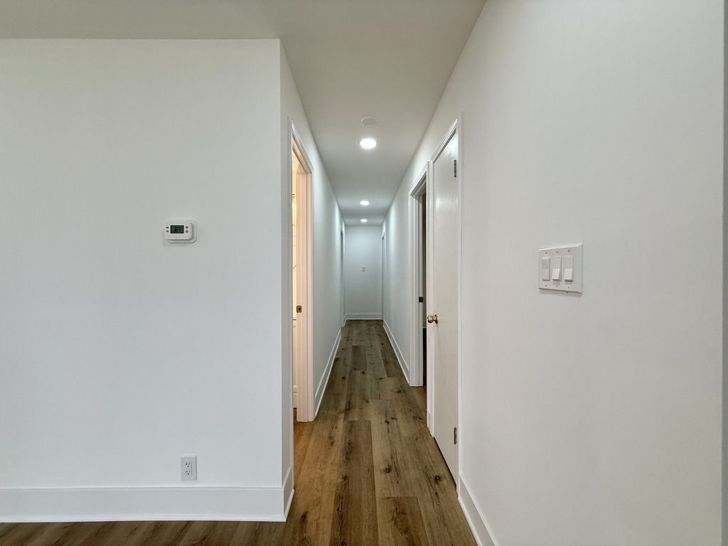 14916 Langley Avenue - Photo 16