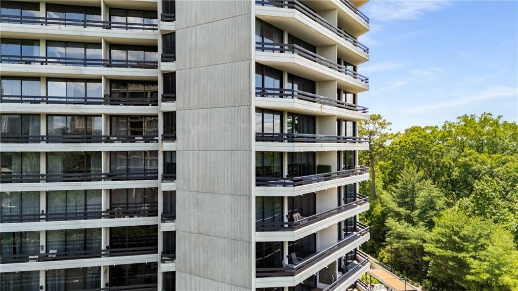 2660 Peachtree Road Nw - Photo 17