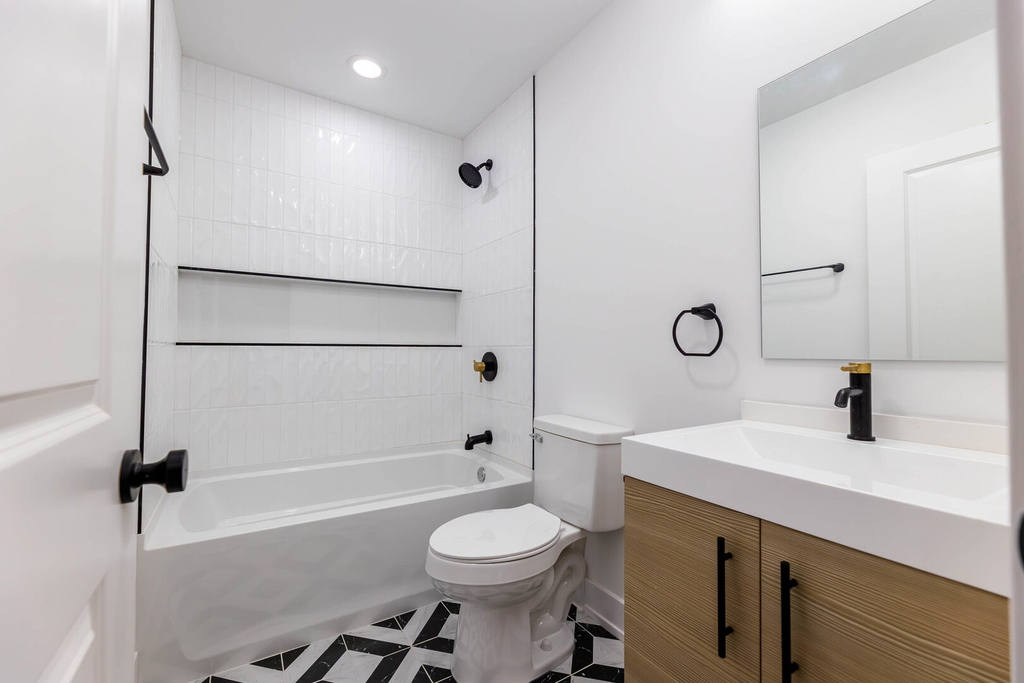 239 W 74th Street - Photo 5