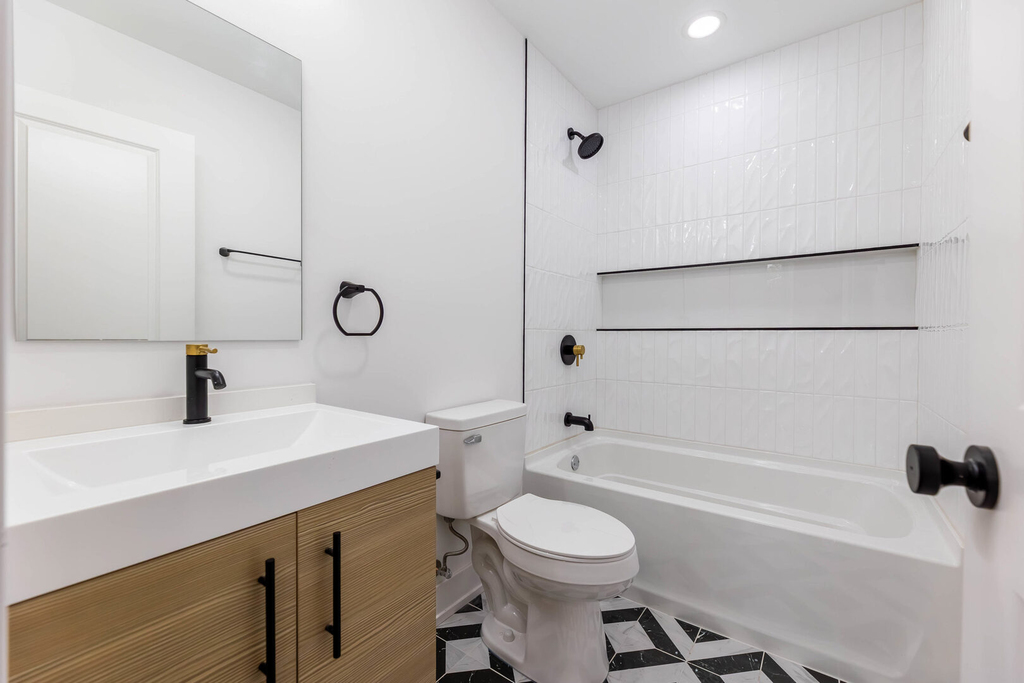 241 W 74th Street - Photo 7