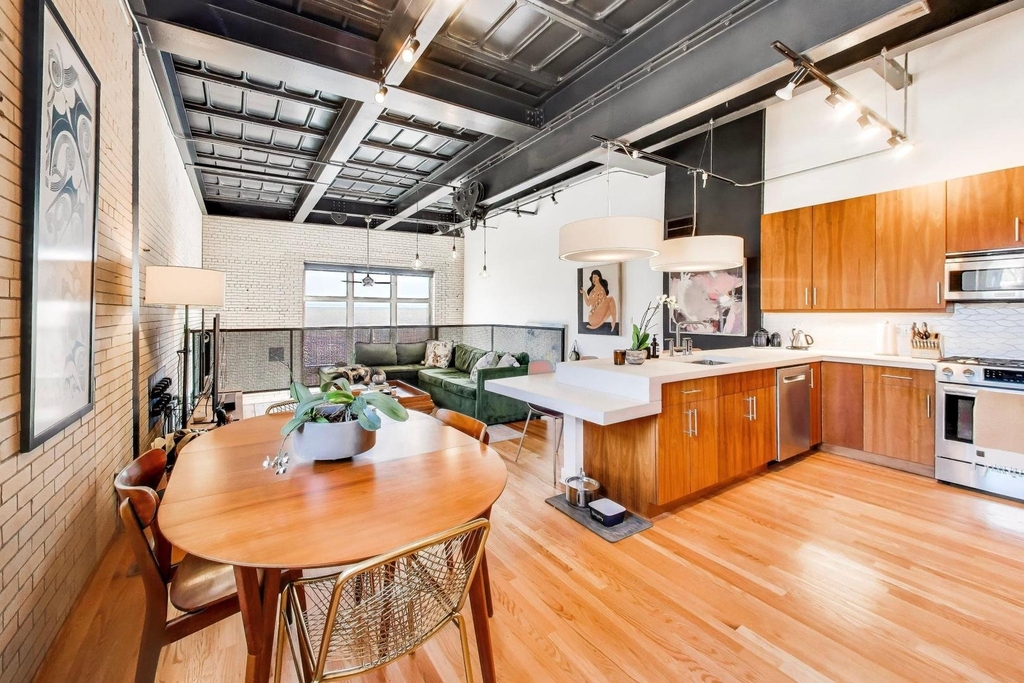 1128 W Ardmore Avenue - Photo 4