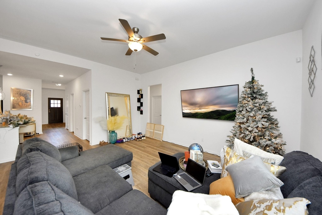 9447 Klein Lane - Photo 8
