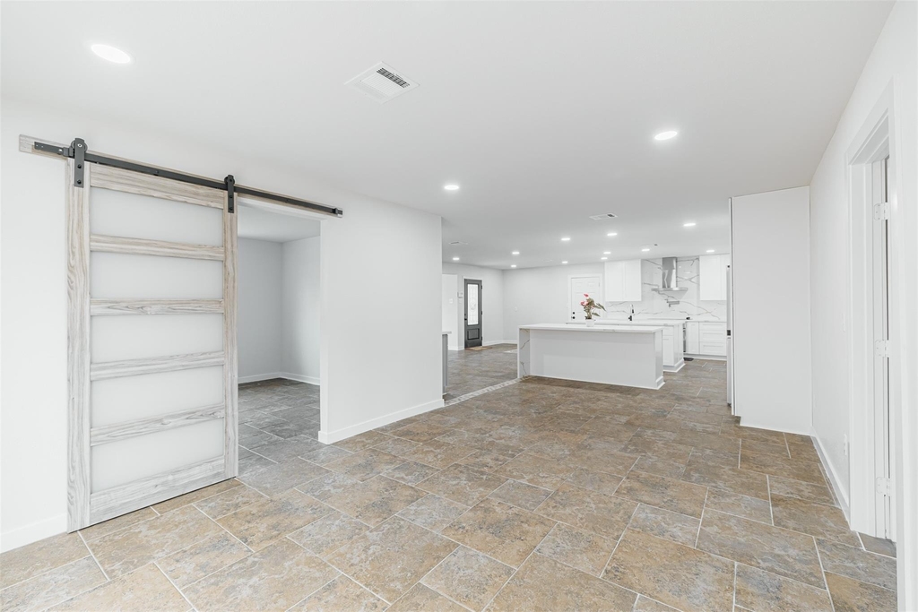 10055 Larston Street - Photo 14