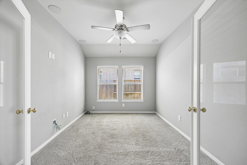 3738 Amoroso Drive - Photo 8