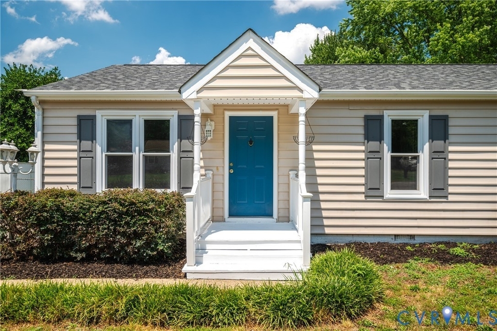 5712 Sara Kay Drive - Photo 2