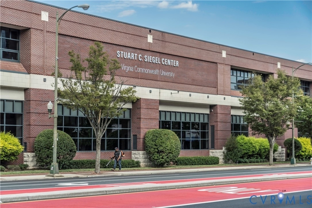 1333 W Broad Street - Photo 1