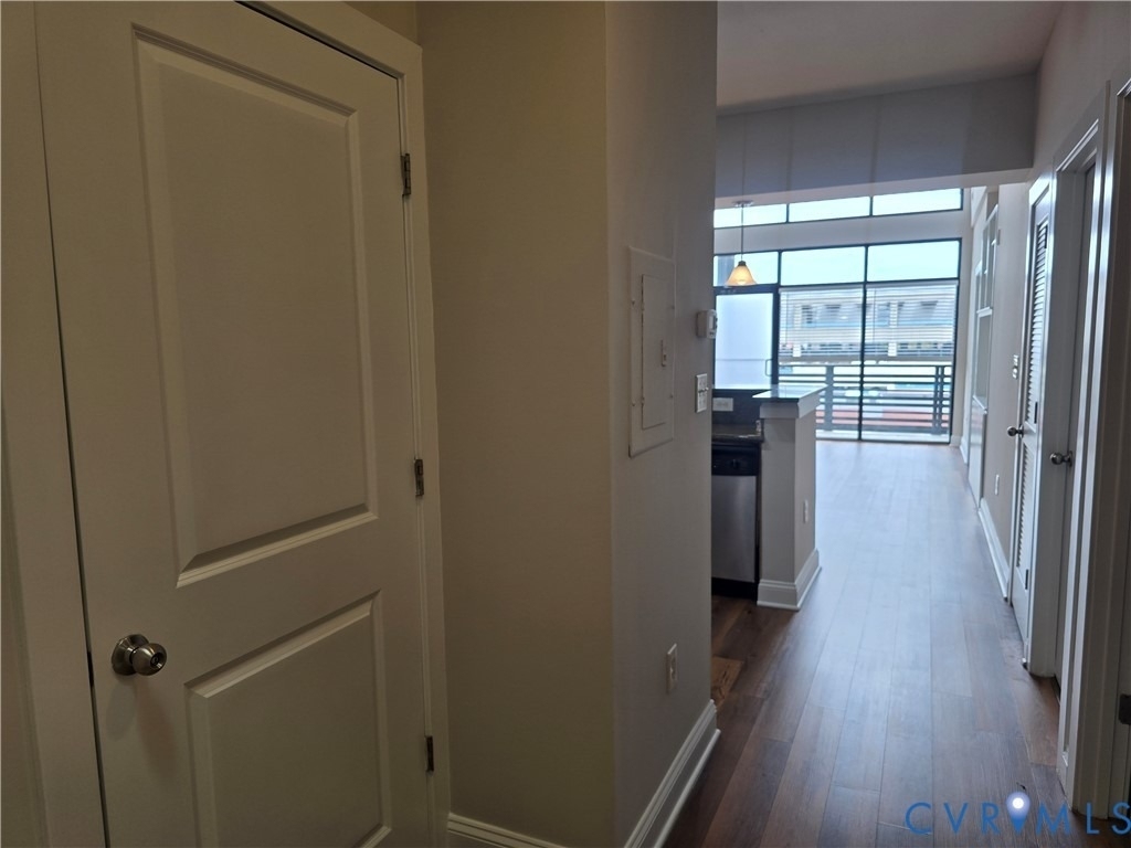 1333 W Broad Street - Photo 8