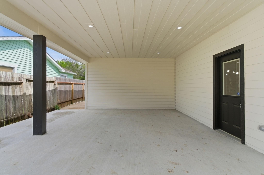 7040 Kinney Street - Photo 30