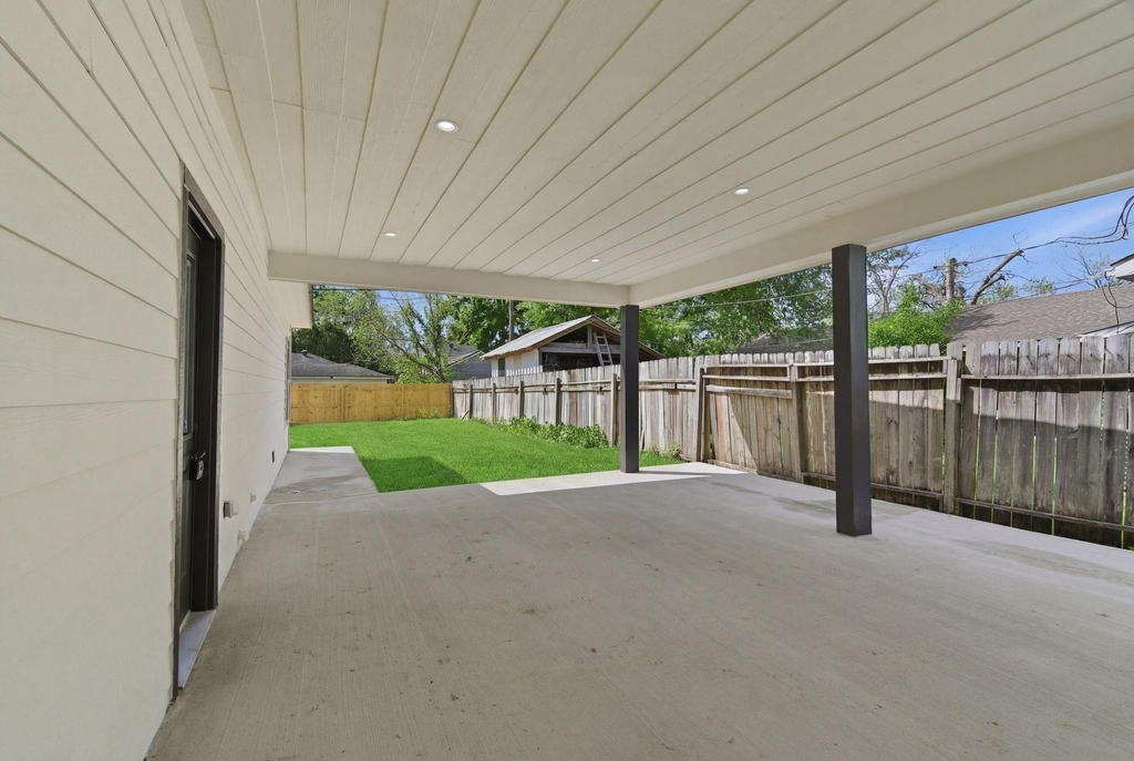 7040 Kinney Street - Photo 4