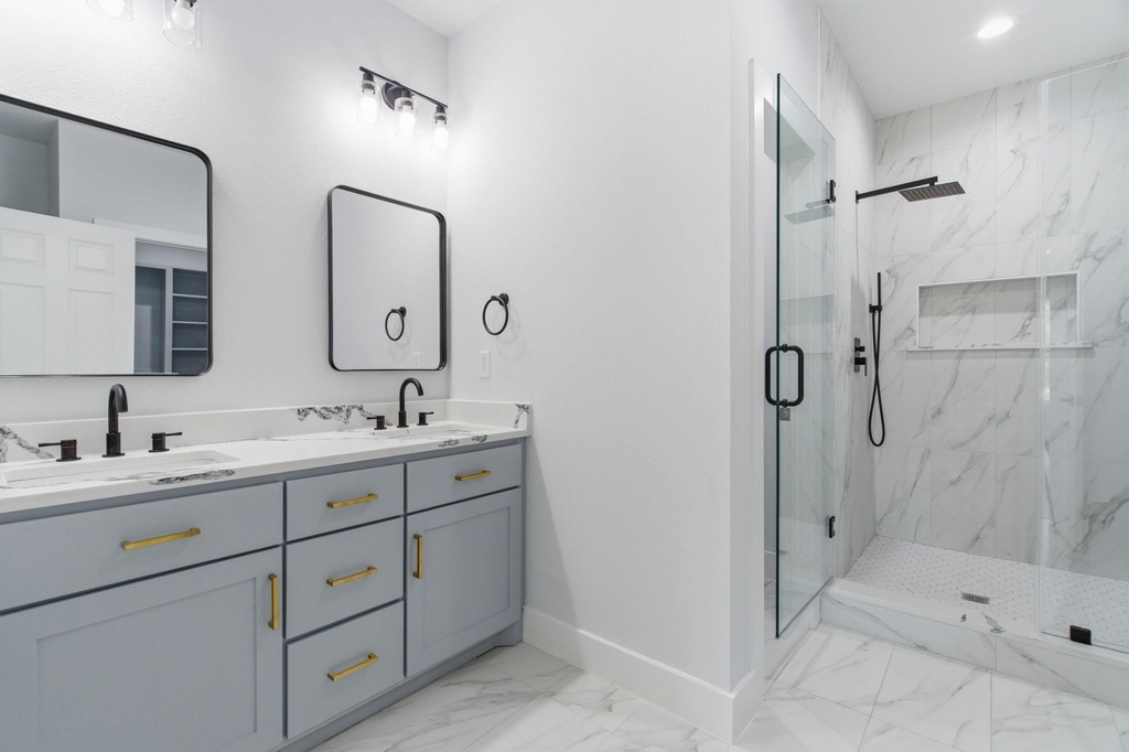 7040 Kinney Street - Photo 8