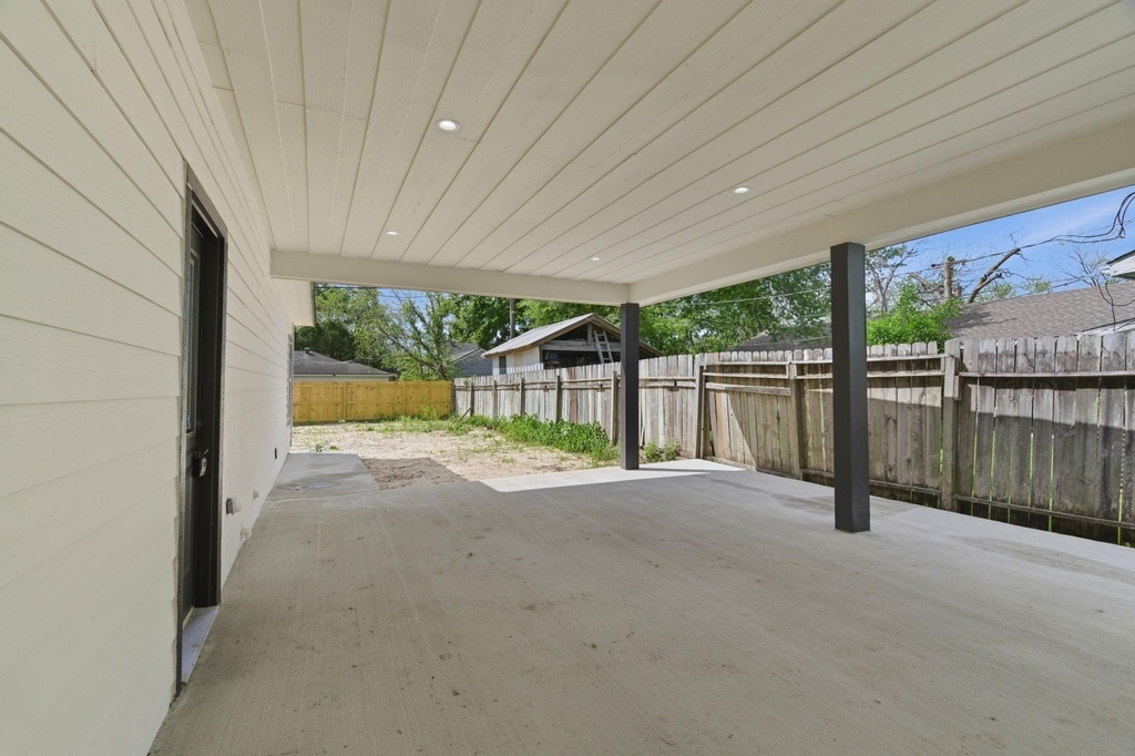 7040 Kinney Street - Photo 29