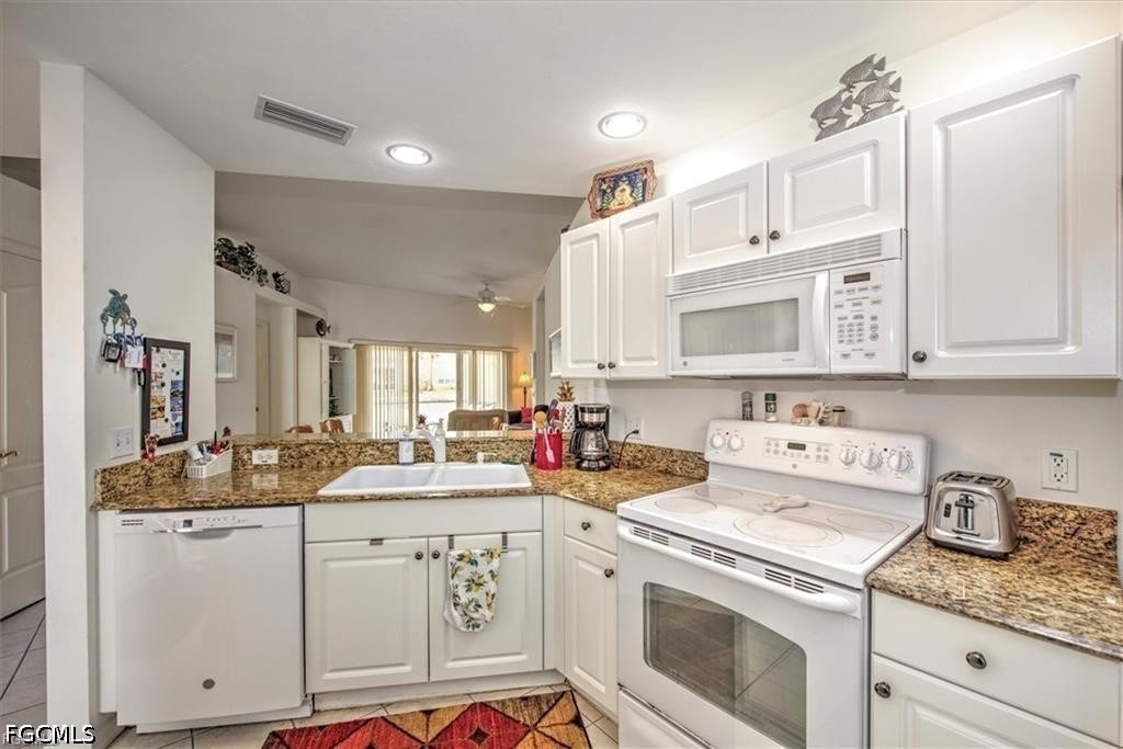 12171 Summergate Circle - Photo 2