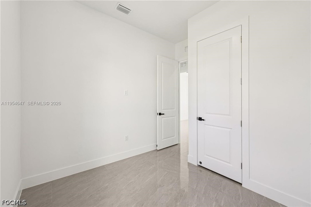 4402 E 19th Street - Photo 11