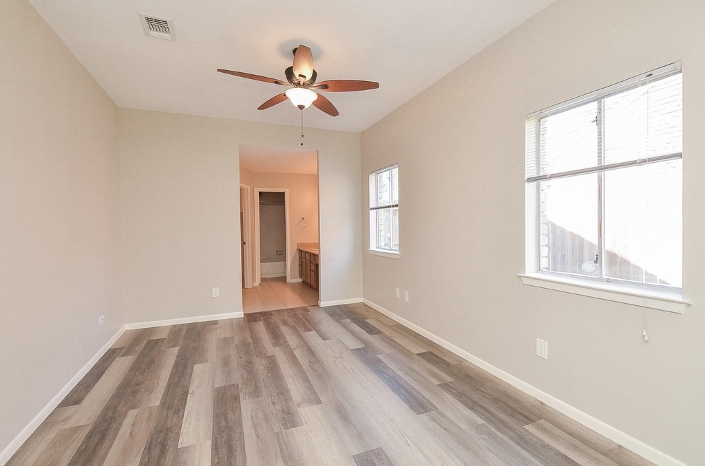 22630 Powell House - Photo 17