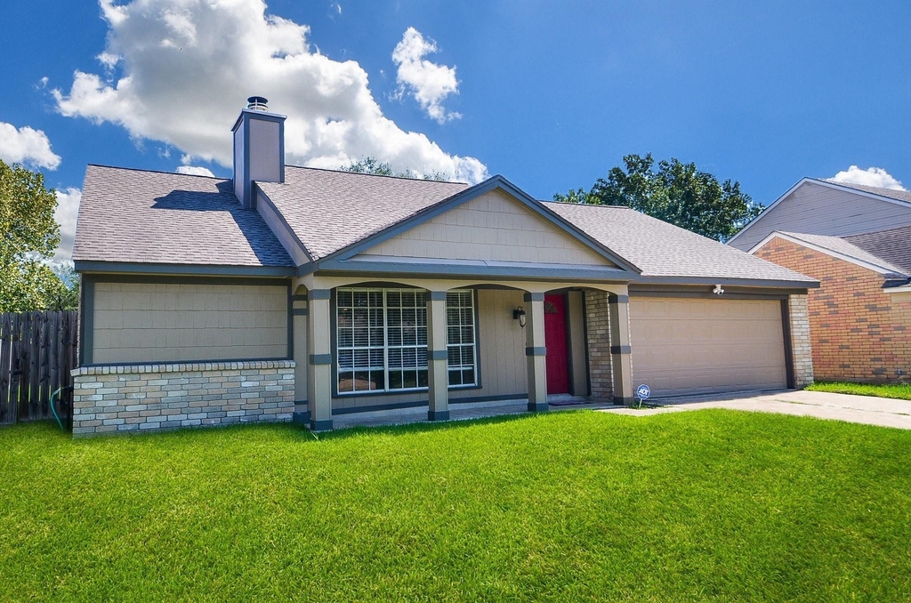 22630 Powell House - Photo 0