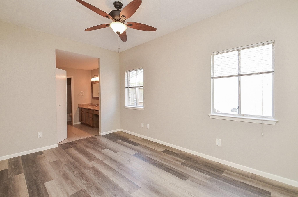 22630 Powell House - Photo 16