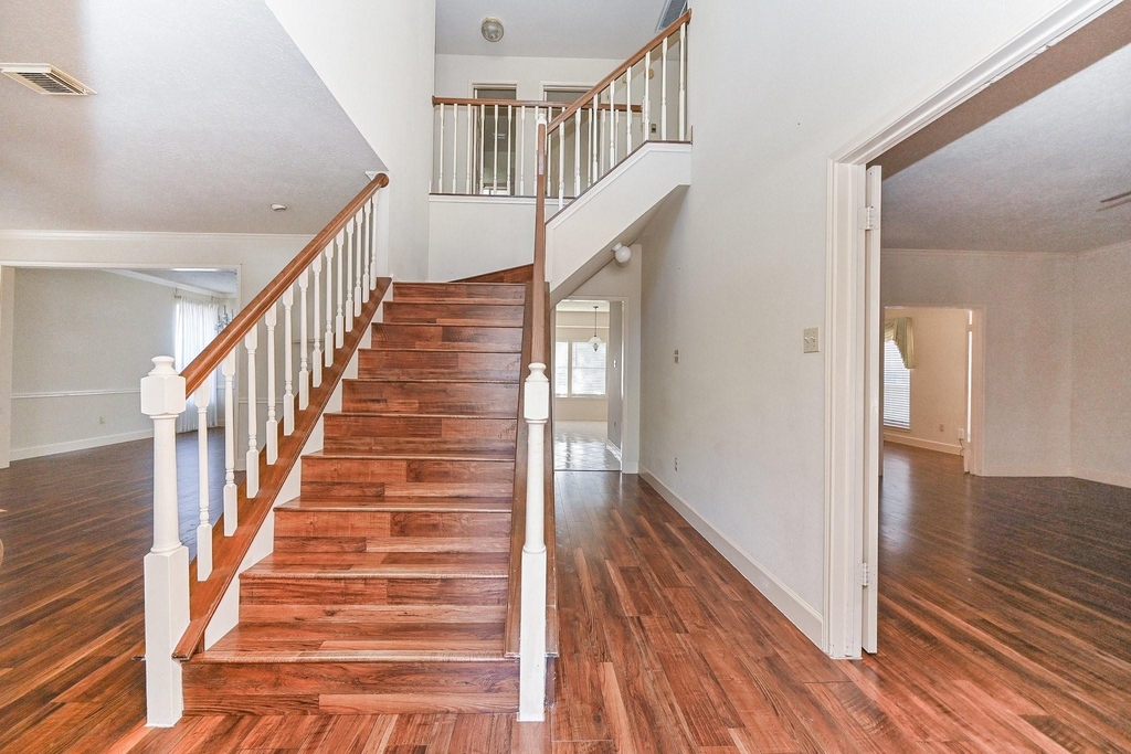 9731 New Kent Drive - Photo 3