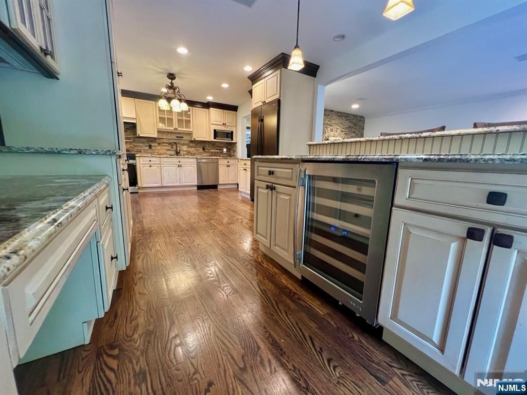 610 Glasmere - Photo 3