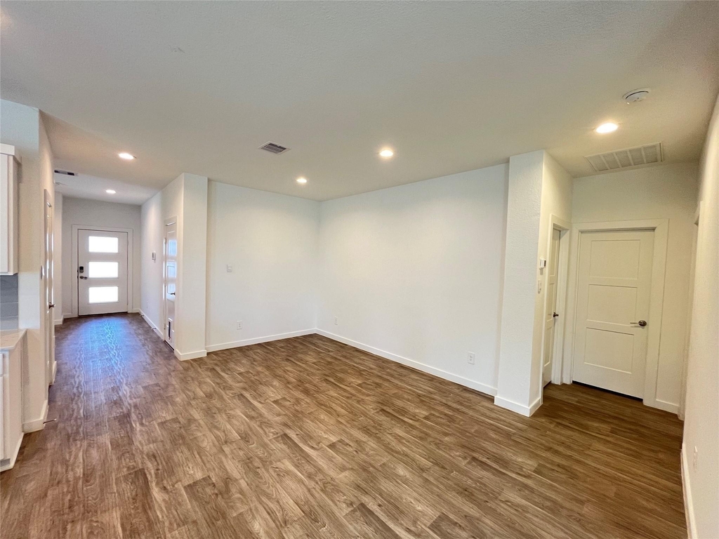 14206 Black Canyon Lane - Photo 2