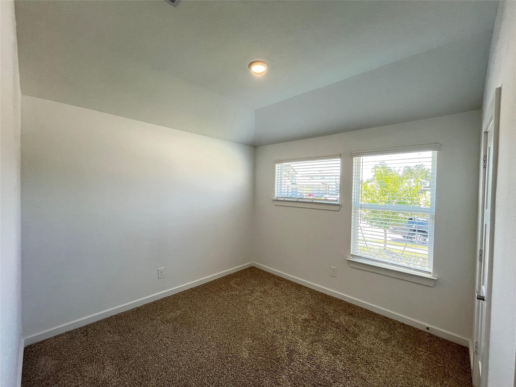 14206 Black Canyon Lane - Photo 10