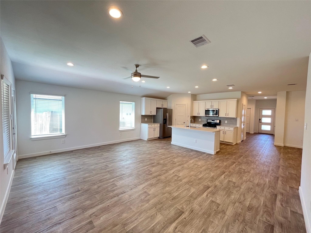 14206 Black Canyon Lane - Photo 5