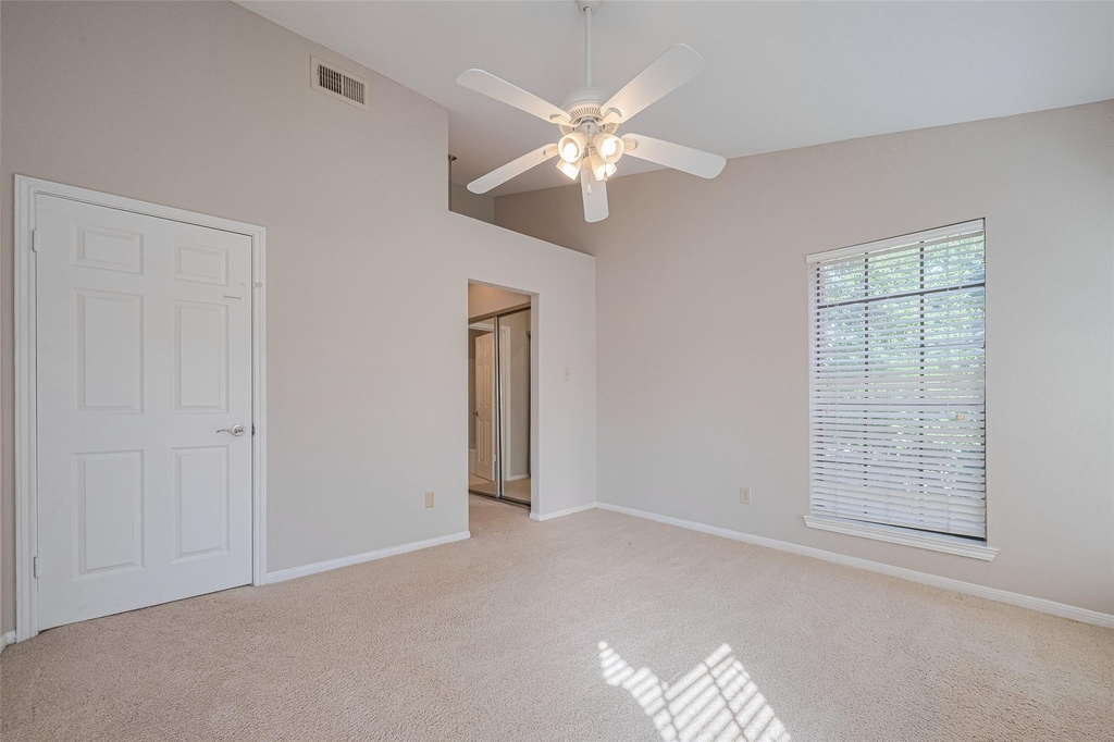2211 S Kirkwood Road - Photo 22