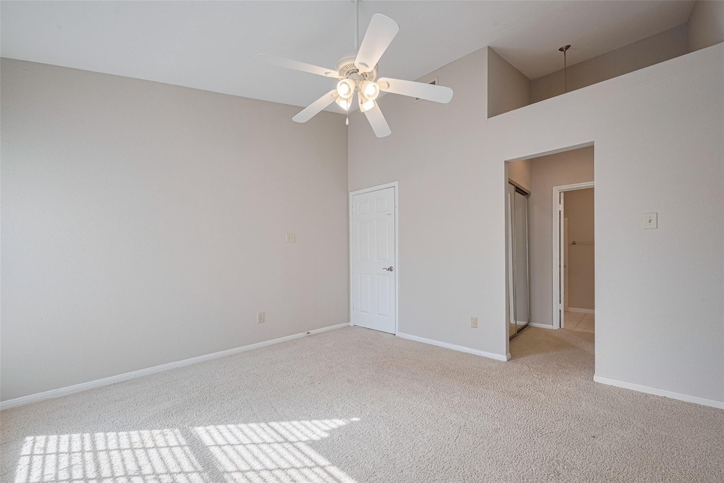 2211 S Kirkwood Road - Photo 23