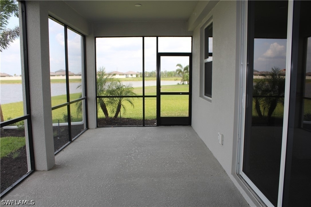 5661 Melbourne Court - Photo 2