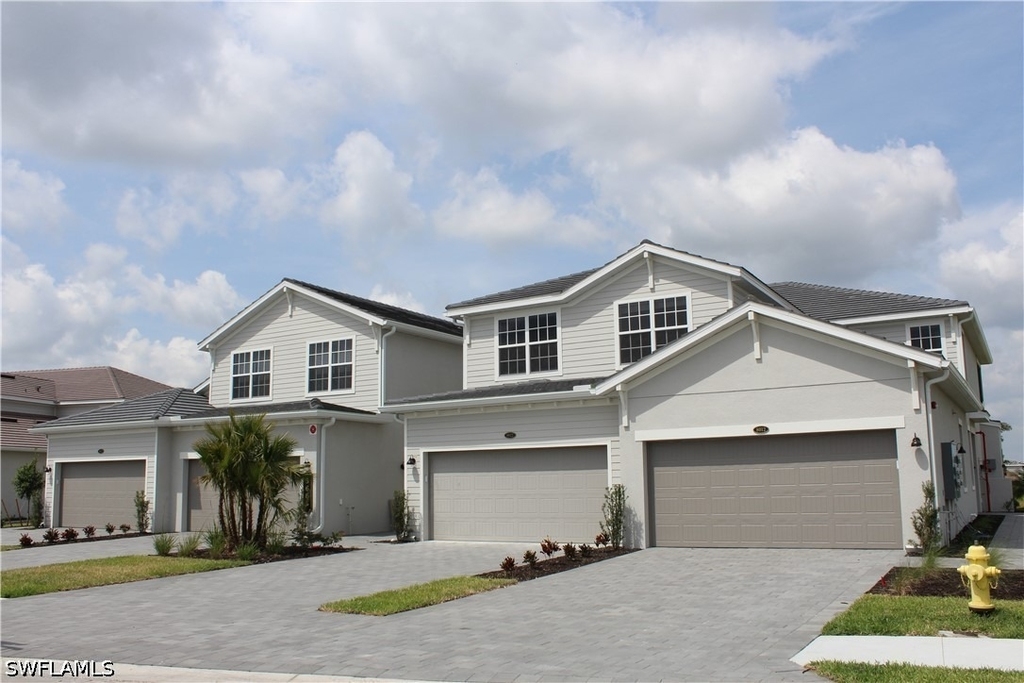 5661 Melbourne Court - Photo 0