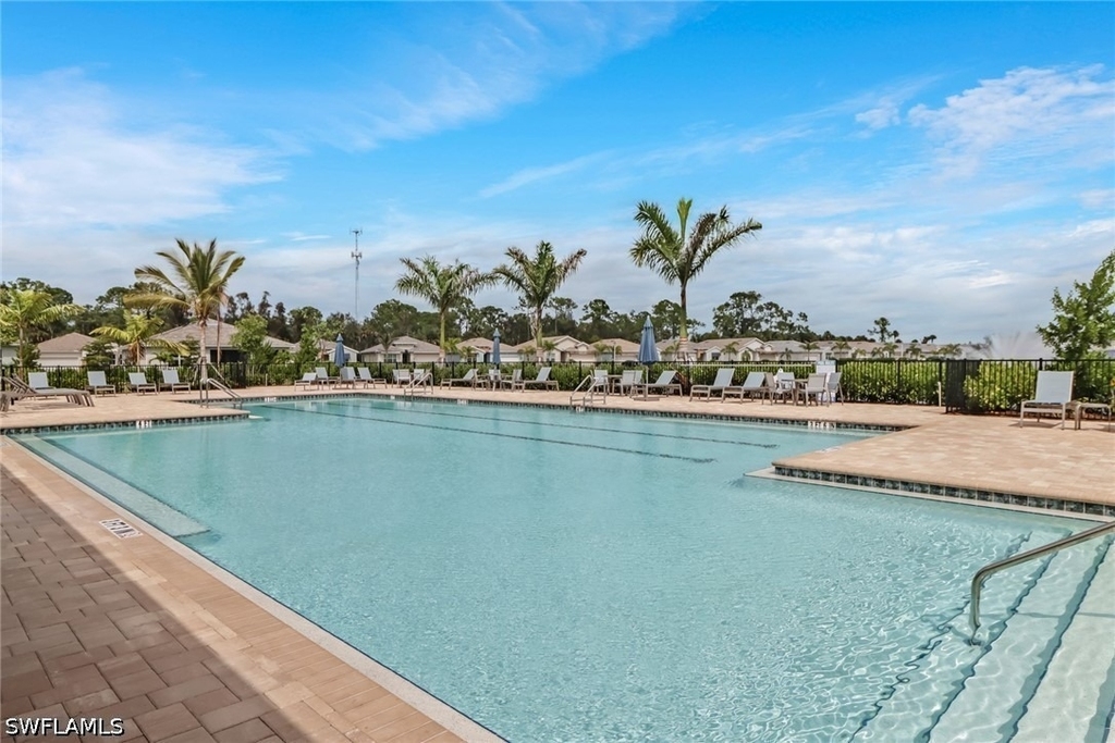 317 Spiaggio Court - Photo 32
