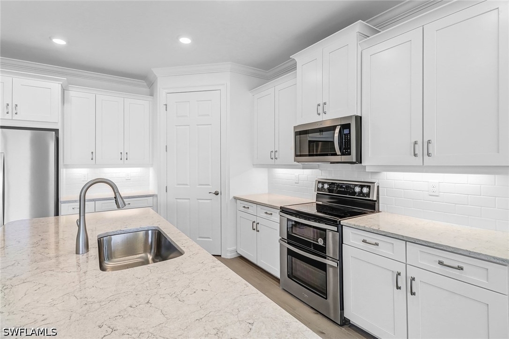 317 Spiaggio Court - Photo 17