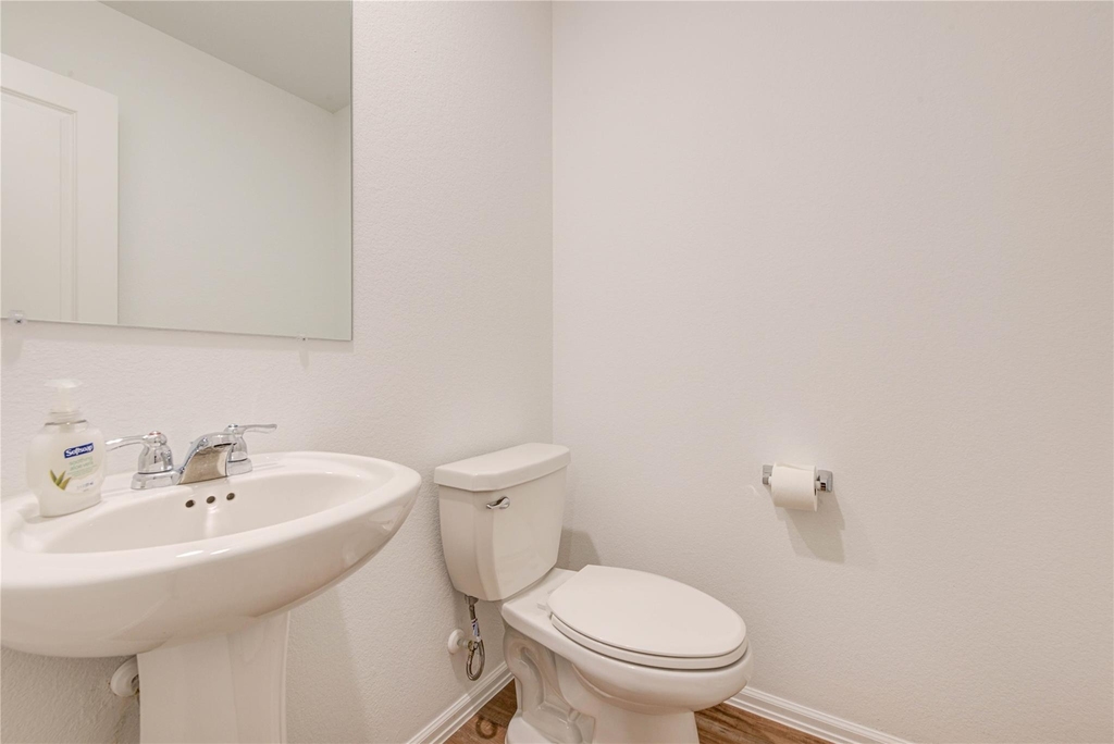 1496 Twilight Green Drive - Photo 5