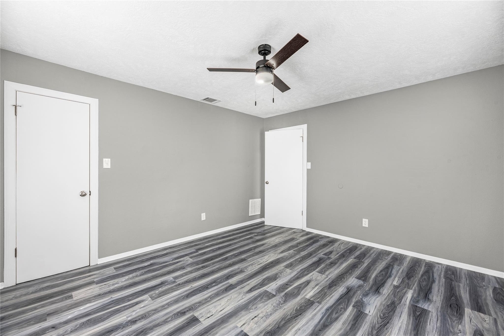 502 Frawley Street - Photo 11