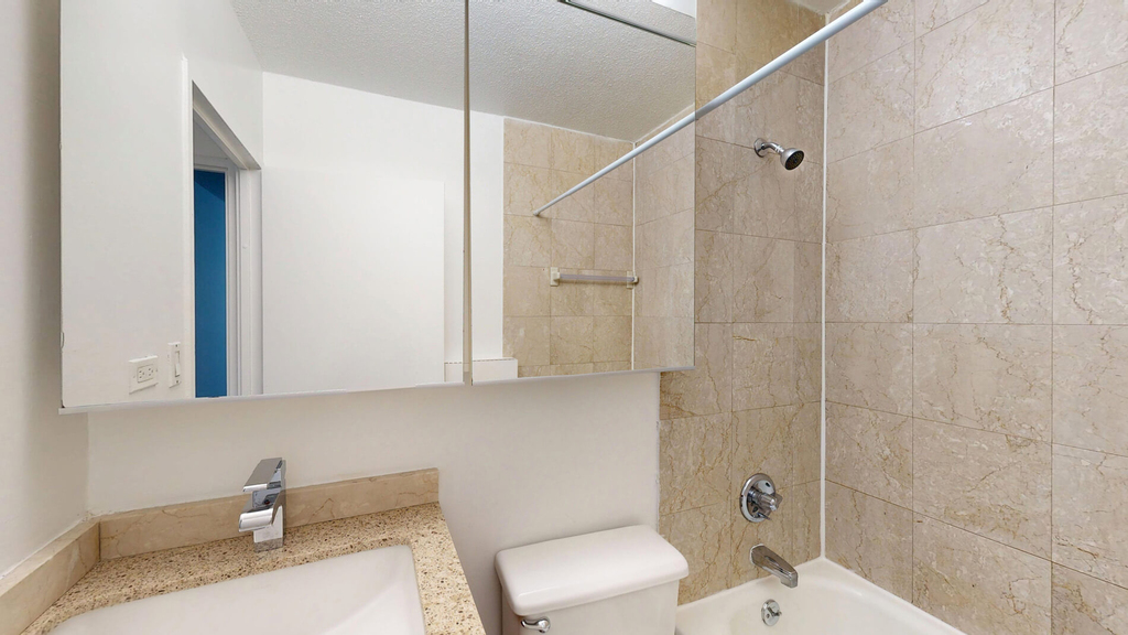 401 E 34th St - Photo 4