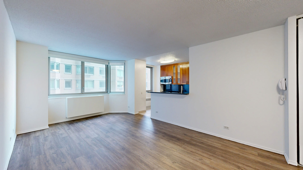 401 E 34th St - Photo 2