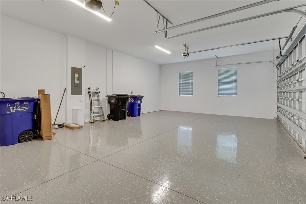 17302 Blue Sapphire Drive - Photo 32