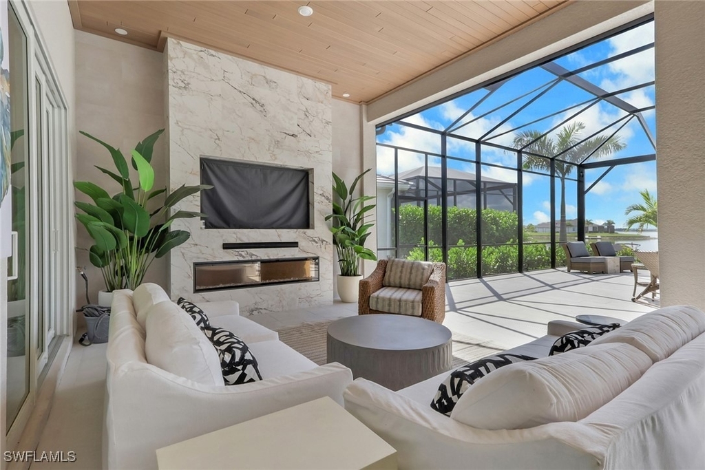 17302 Blue Sapphire Drive - Photo 4