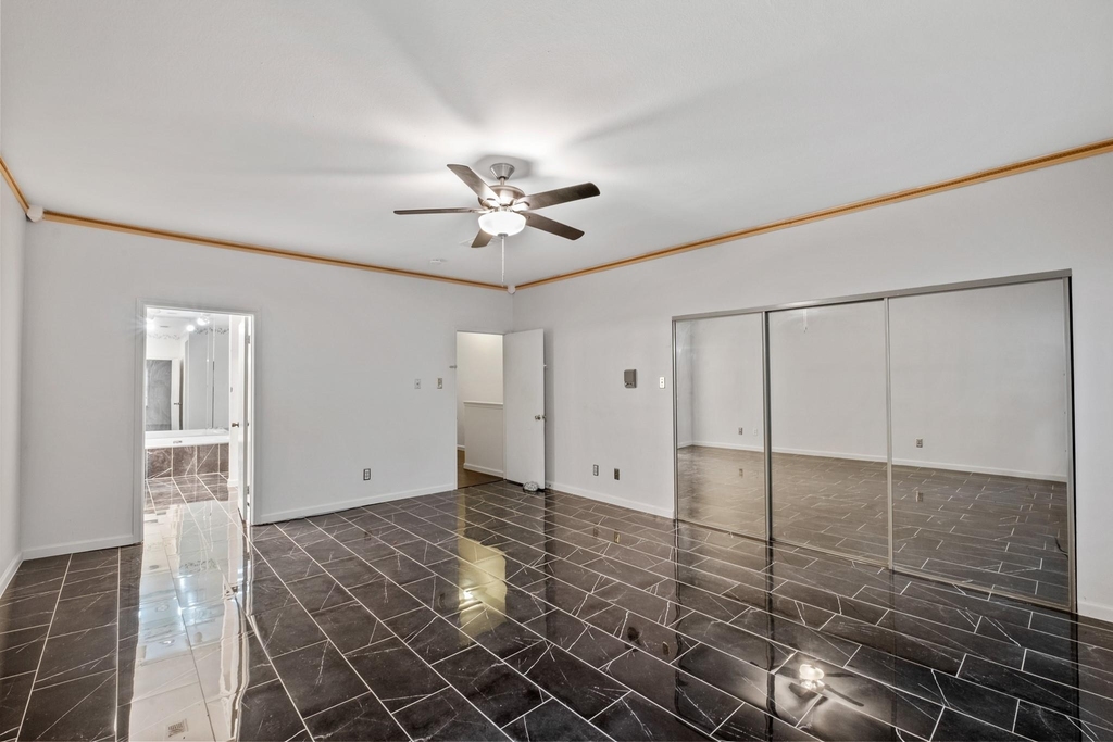 3124 Holly Hall Street - Photo 7