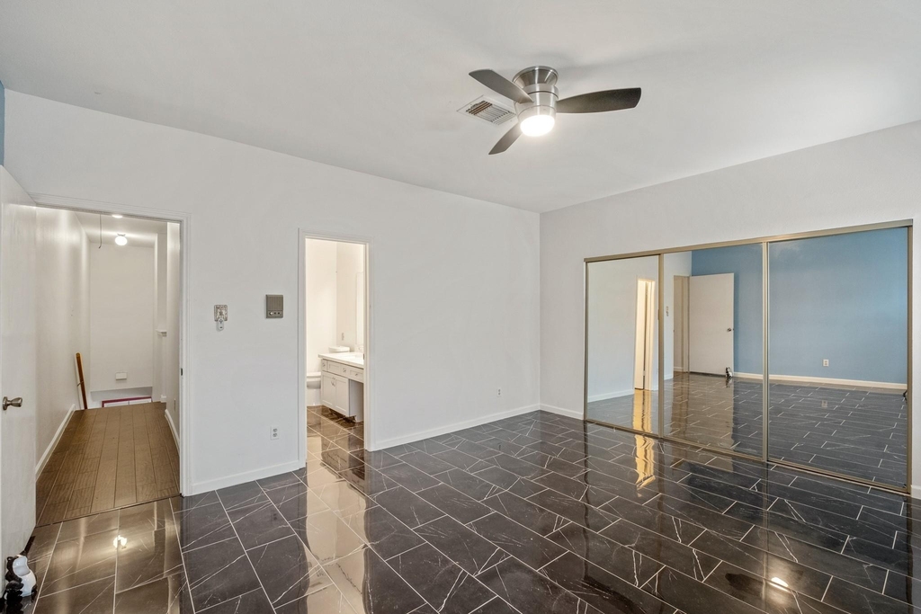 3124 Holly Hall Street - Photo 11