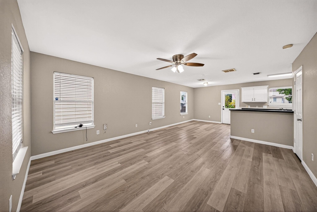 5754 Butch Canyon - Photo 3