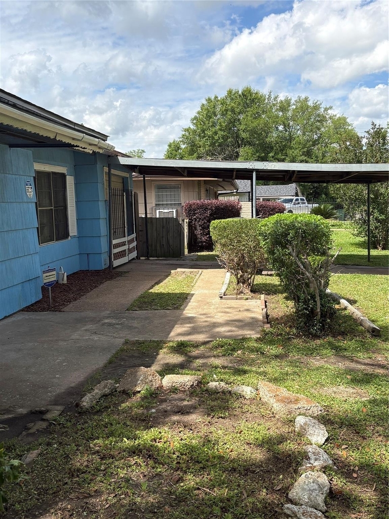 5914 Ridgeway Drive - Photo 1