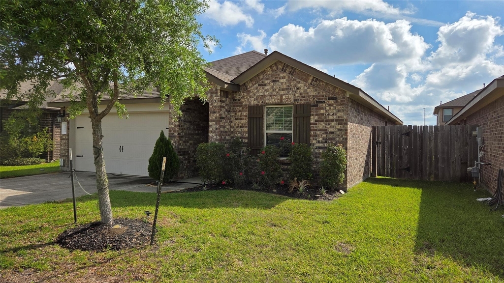 8023 Ecru Lane - Photo 1