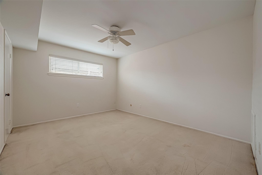 6402 Del Monte Drive - Photo 18